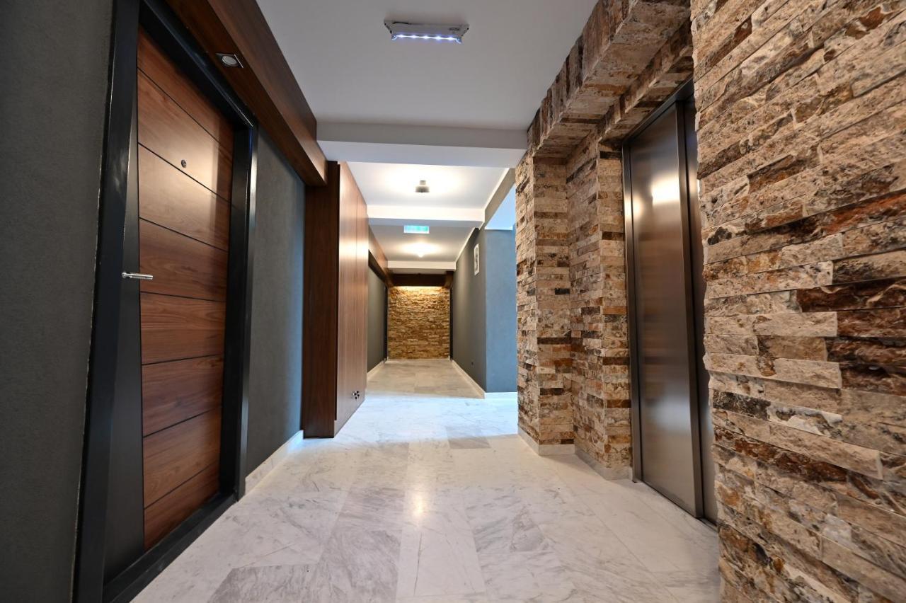 R&B Apartments Predeal Exterior photo