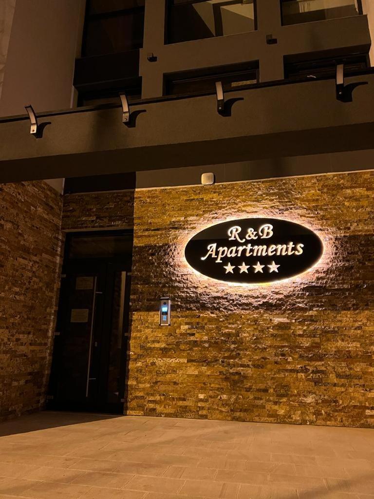 R&B Apartments Predeal Exterior photo
